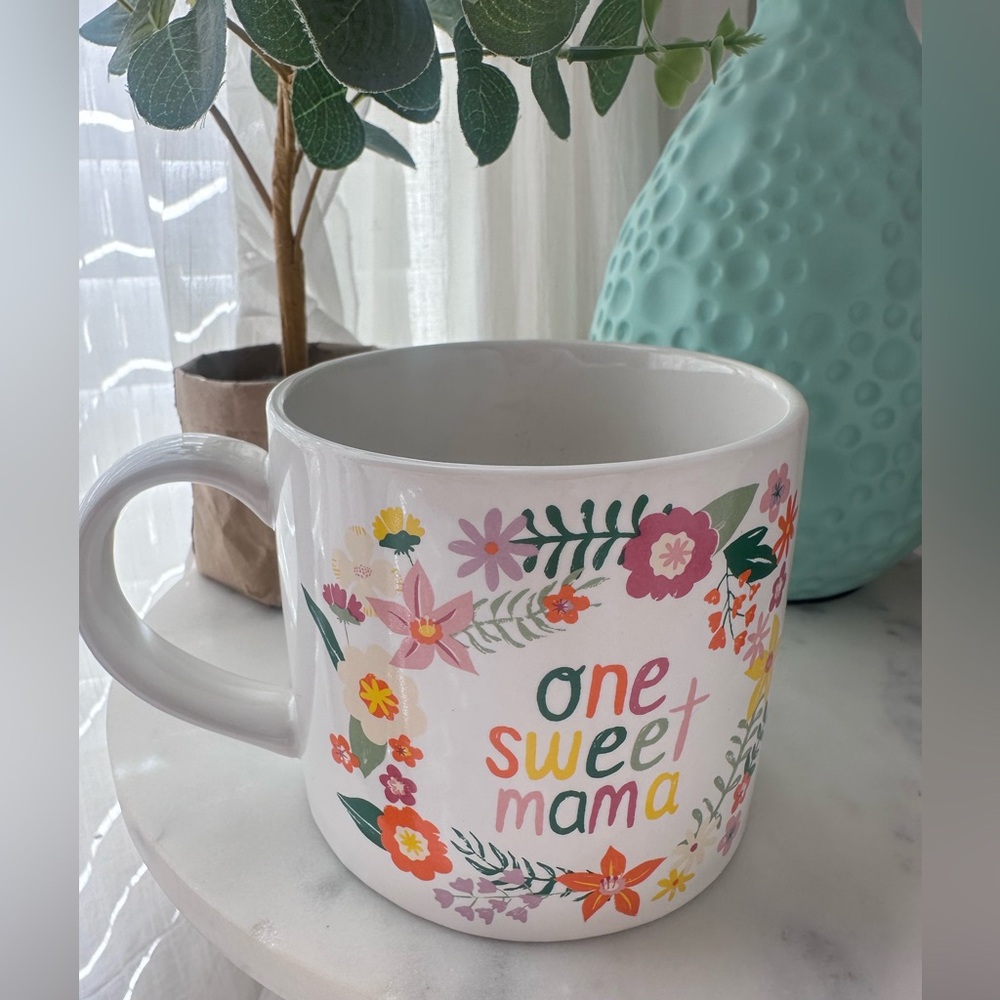 Floral Mug with Gift Box “one sweet mama” - Picture 9 of 12